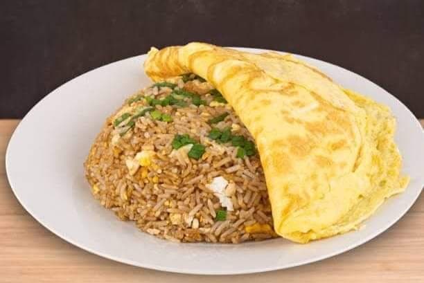 Chaufa con Tortilla