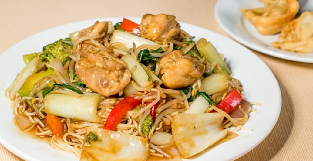 Tallarín con Pollo